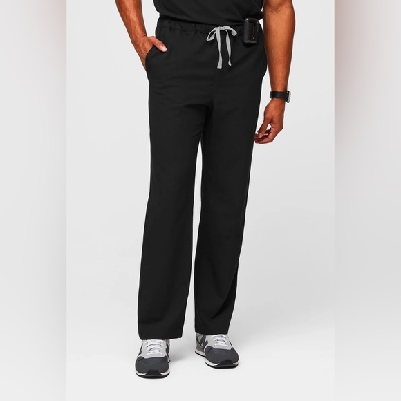 NEW Figs Pisco Basic Scrub Pants in Black M